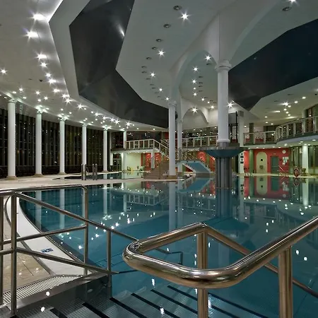 Hotel Pawlik-aquaforum 4*